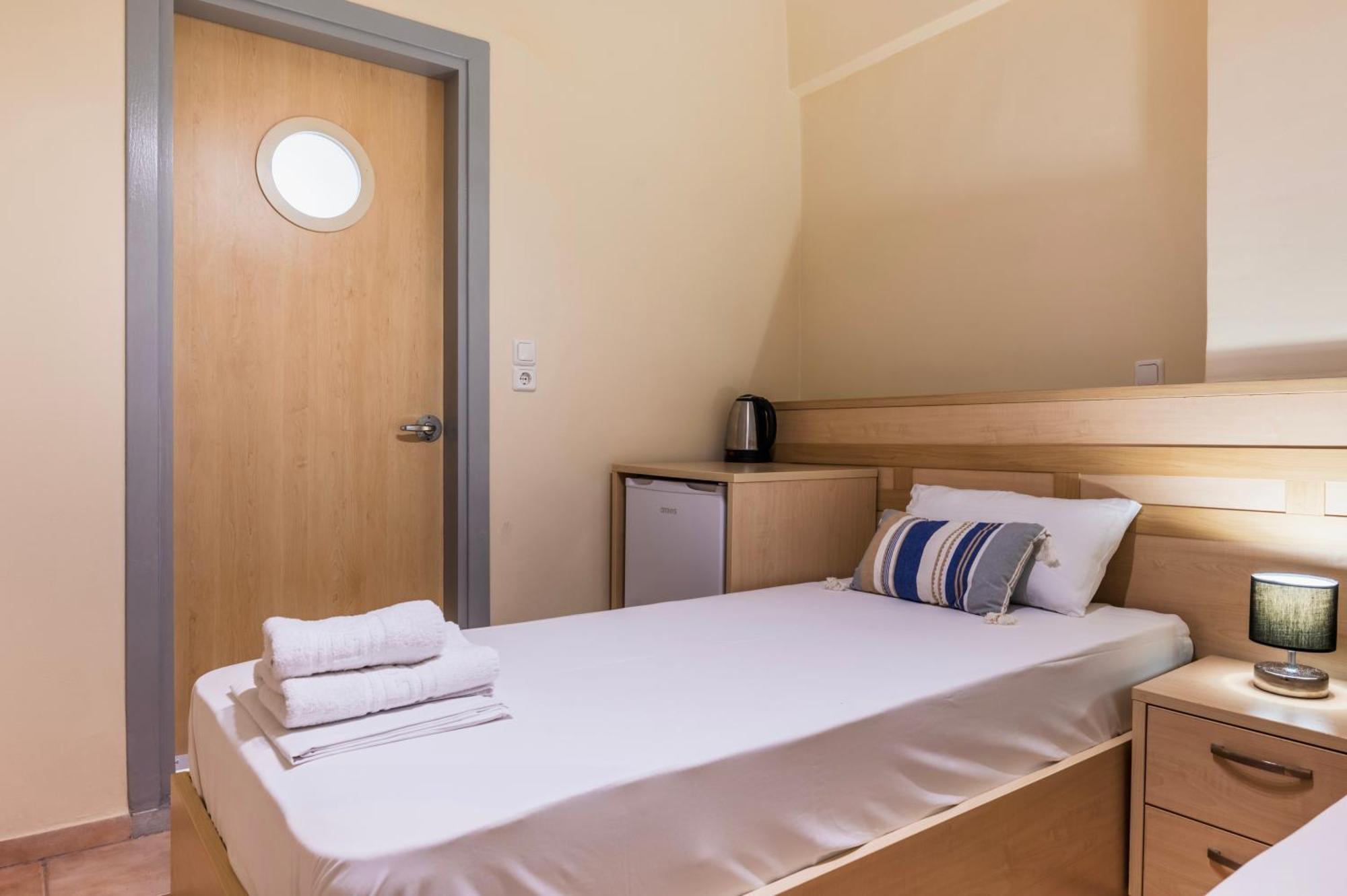 Fontana Luxury Rooms Митилини Экстерьер фото